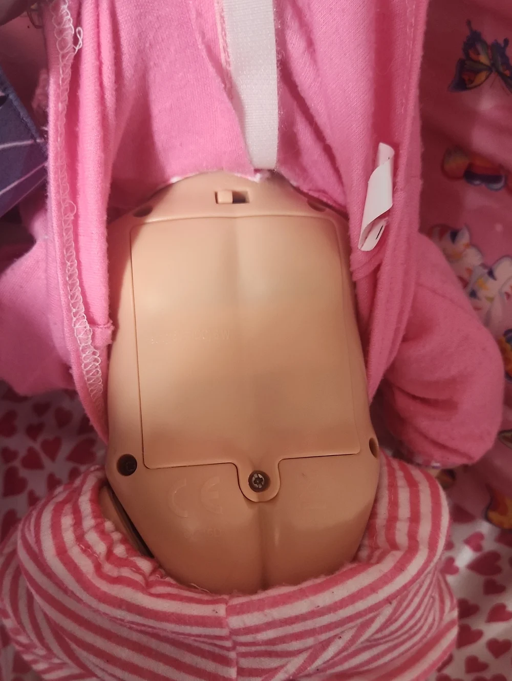 2006 Twin Baby Alive Wets N Wiggles Girl Doll legs wiggle! But needs pee tube.